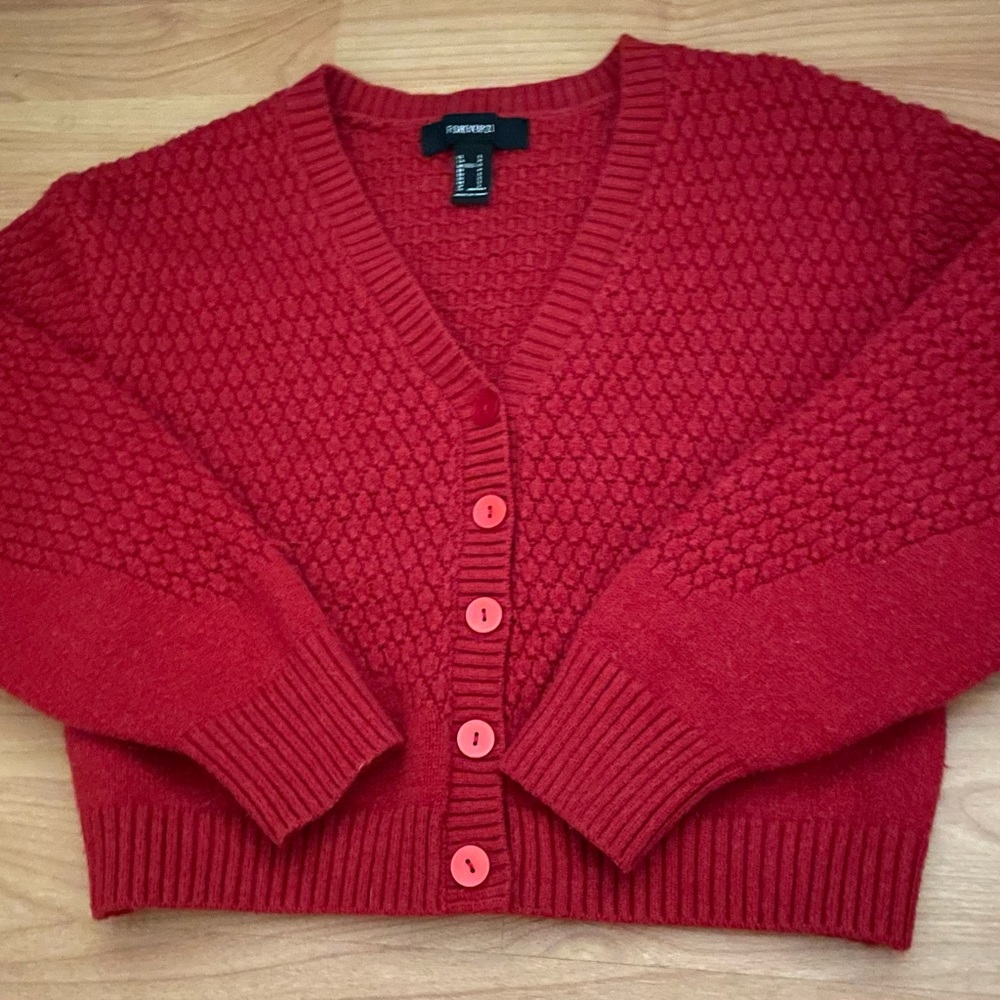 Forever 21: Textured Knit Cardigan Sweater (Small)